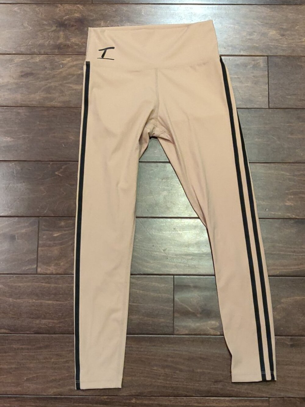 Tulones Currency Collectors Leggings Women's size LARGE